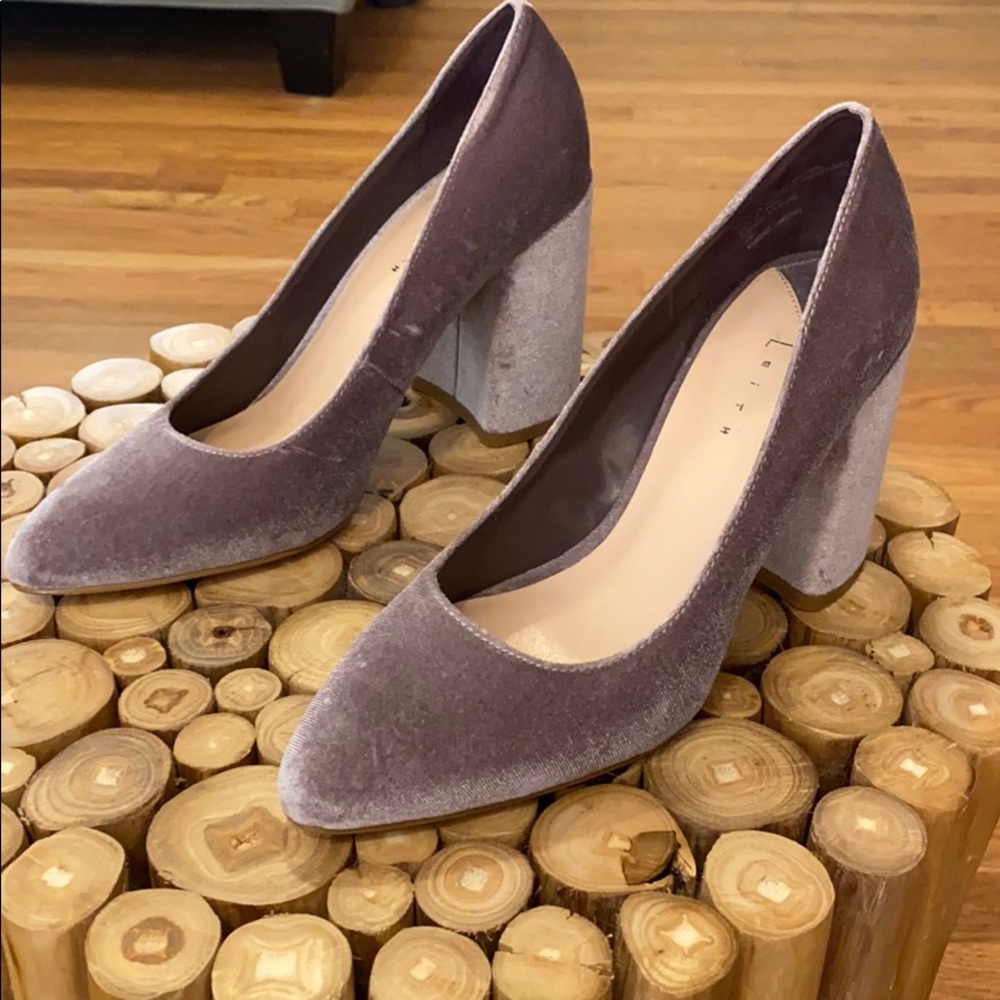Leith Velvet Heels